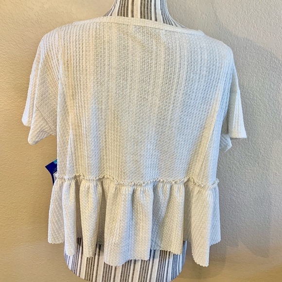 NWT Arizona Jean Co. Crop Top Large Cream Textured Peplum Top Cropped Short Slvs - Picture 7 of 13